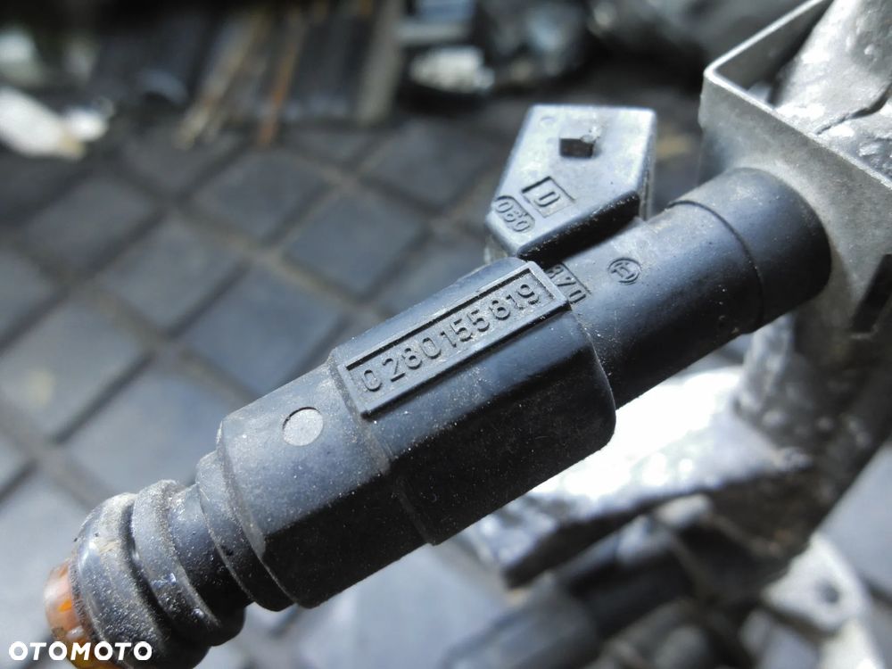 LISTWA WTRYSKOWA WTRYSKI FORD FOCUS MK1 1.8 16V 0280155819 POSIADAM 4 KOMPLETY - 2