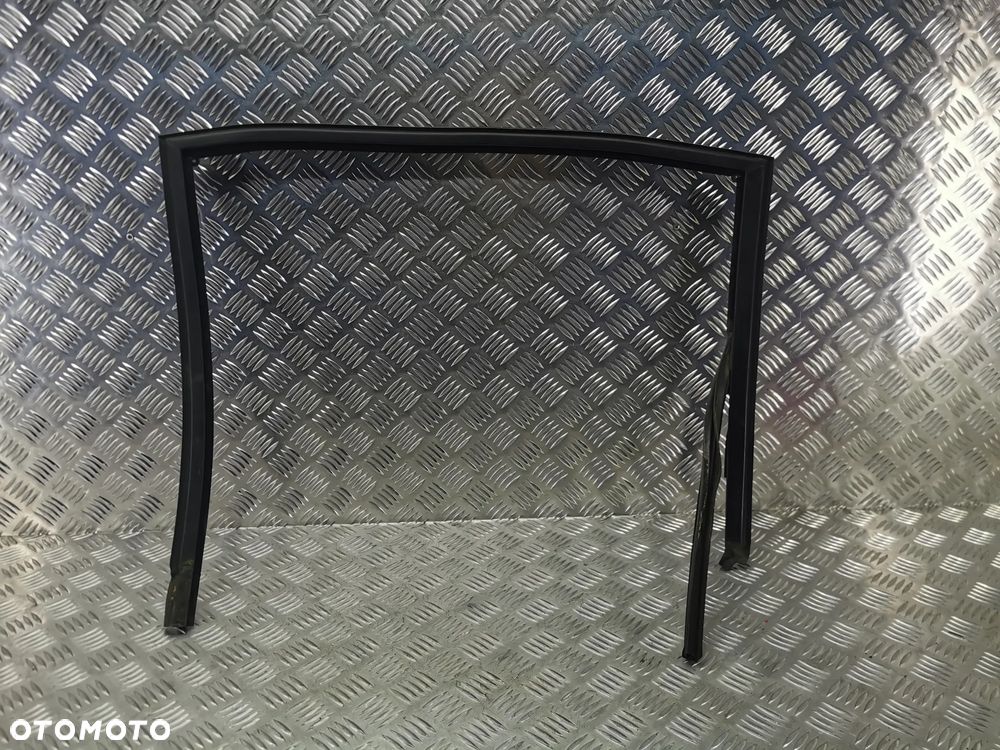 VW TOUAREG 7L 03-09R USZCZELKA DRZWI SZYBY LEWY TYL 7L0839431 - 1
