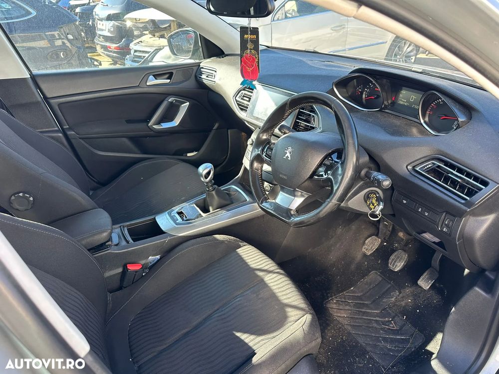 Dezmembrari Peugeot 308 2016 1.6HDi - 5