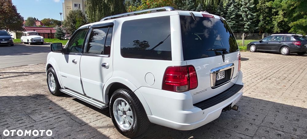 Lincoln Navigator 5.4 4WD - 12