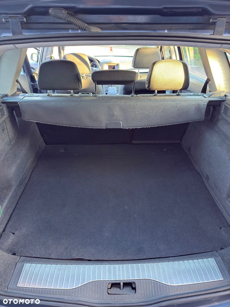 Opel Astra III 1.9 CDTI Sport - 11