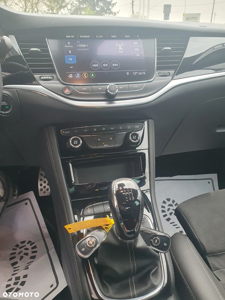 Opel Astra 1.2 T Business Elegance S&S - 15