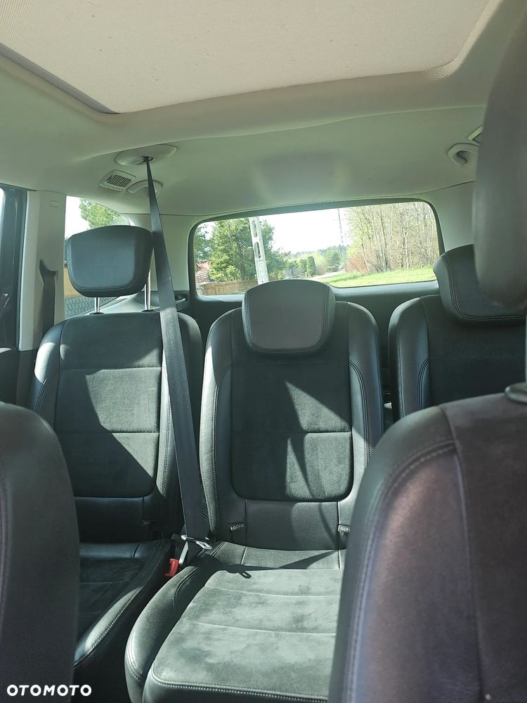 Volkswagen Sharan 2.0 TDI 4MOTION Blue Motion Style - 9