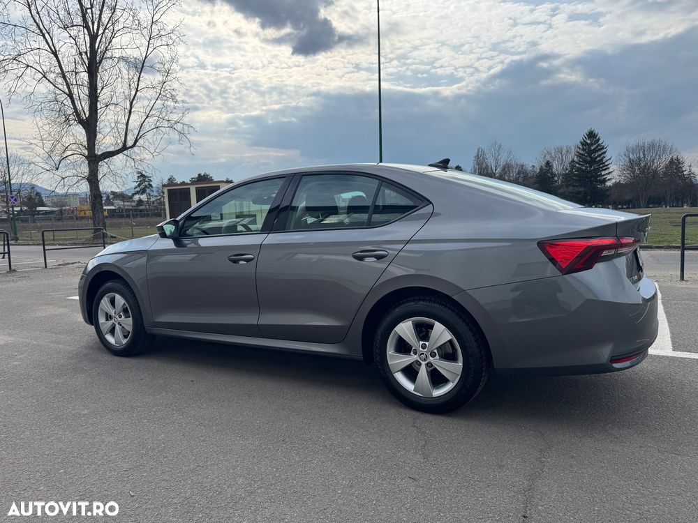 Skoda Octavia 1.5 TSI 115 CP Selection - 8