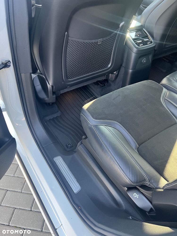 Volvo XC 90 - 20