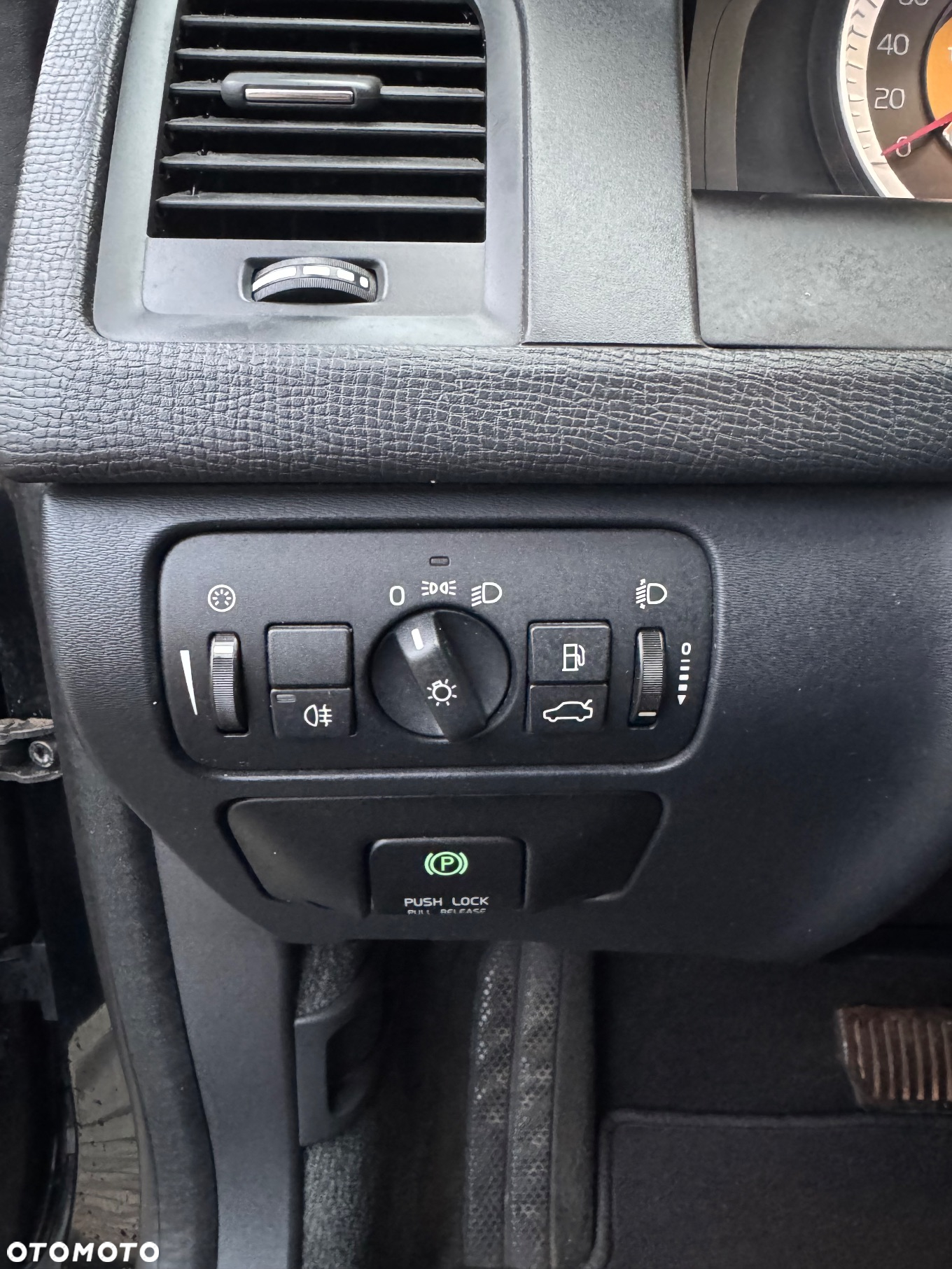 Volvo XC 60 - 29
