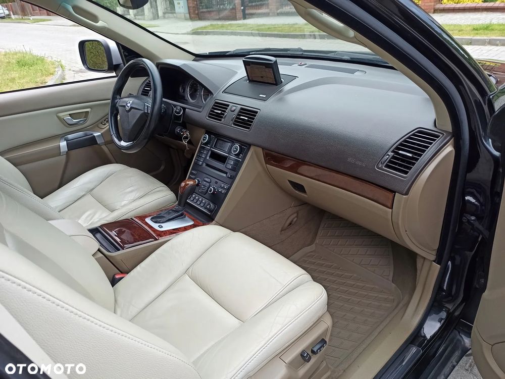 Volvo XC 90 3.2 Executive - 12