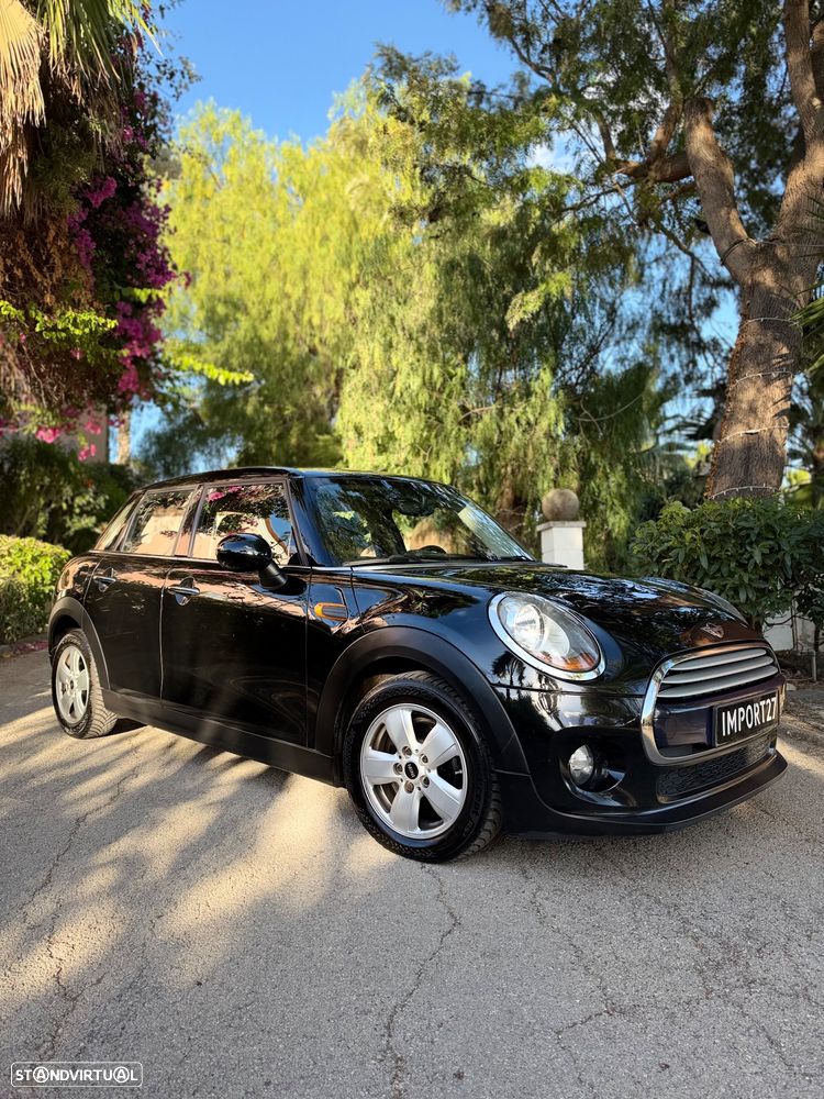 MINI 5 Portas Cooper D Seven - 17