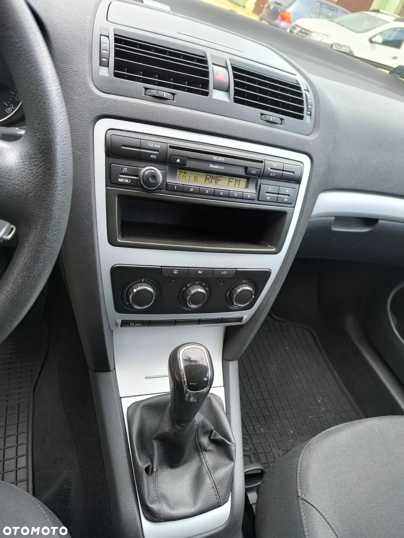Skoda Octavia 1.4 TSI Ambiente - 7