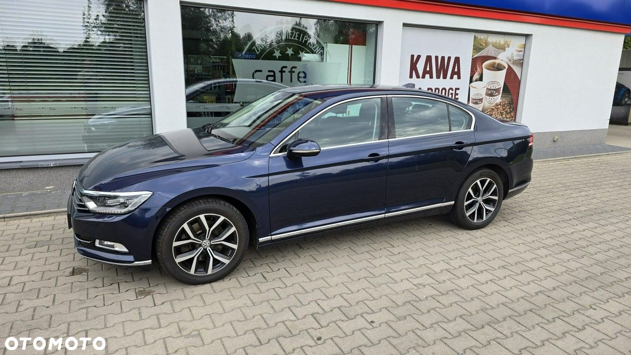 Volkswagen Passat - 2