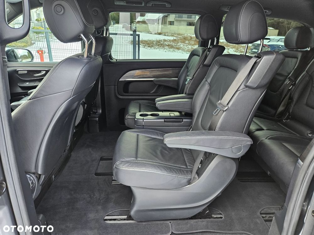 Mercedes-Benz Klasa V 250 d 4-Matic 9G-Tronic - 19