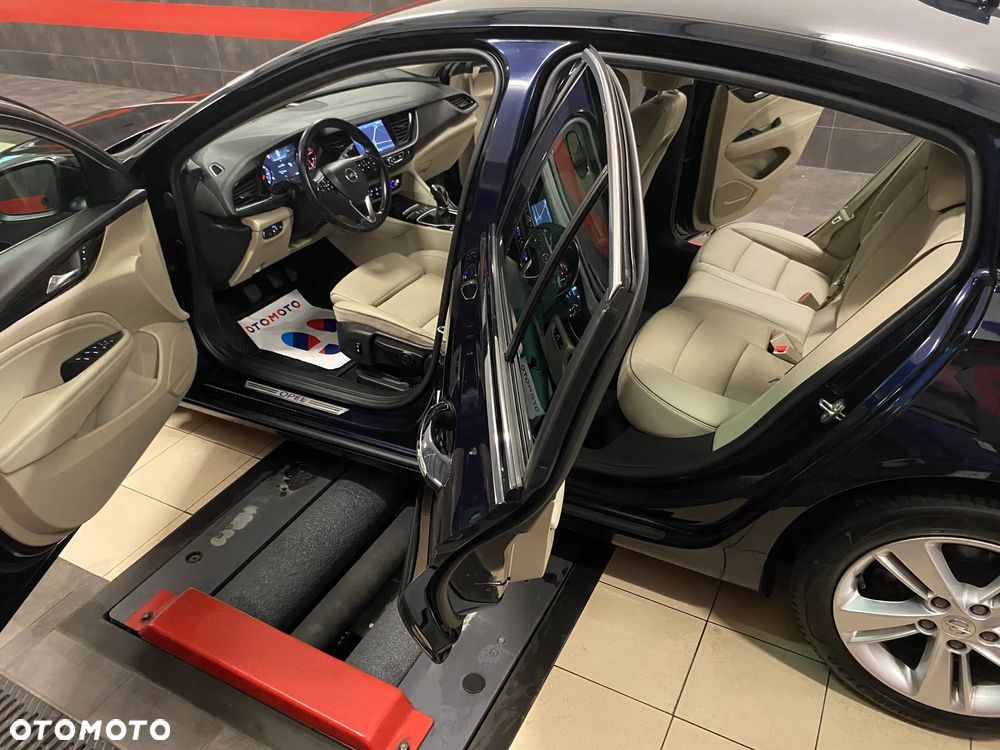 Opel Insignia Grand Sport 1.6 Diesel Innovation - 21