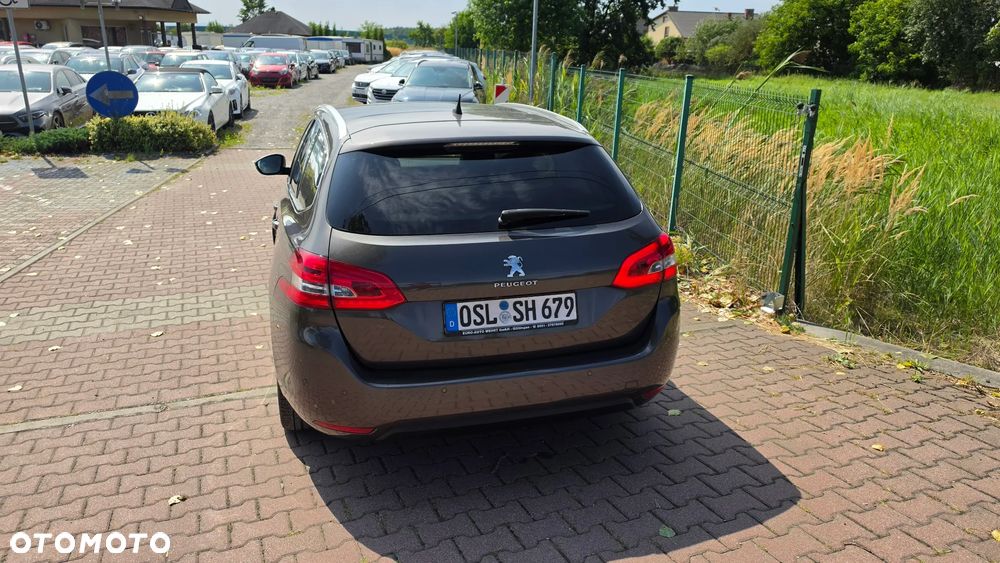 Peugeot 308 BlueHDi FAP 150 Stop & Start Allure - 21