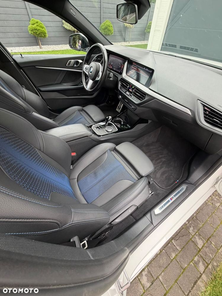 BMW Seria 1 2021 photo 4