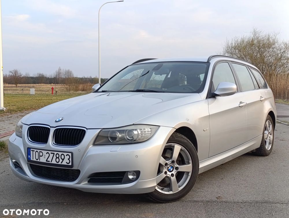 BMW Seria 3 318d DPF Edition Exclusive - 12