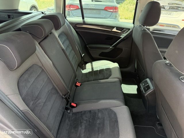 VW Golf Variant 1.6 TDi Highline - 26