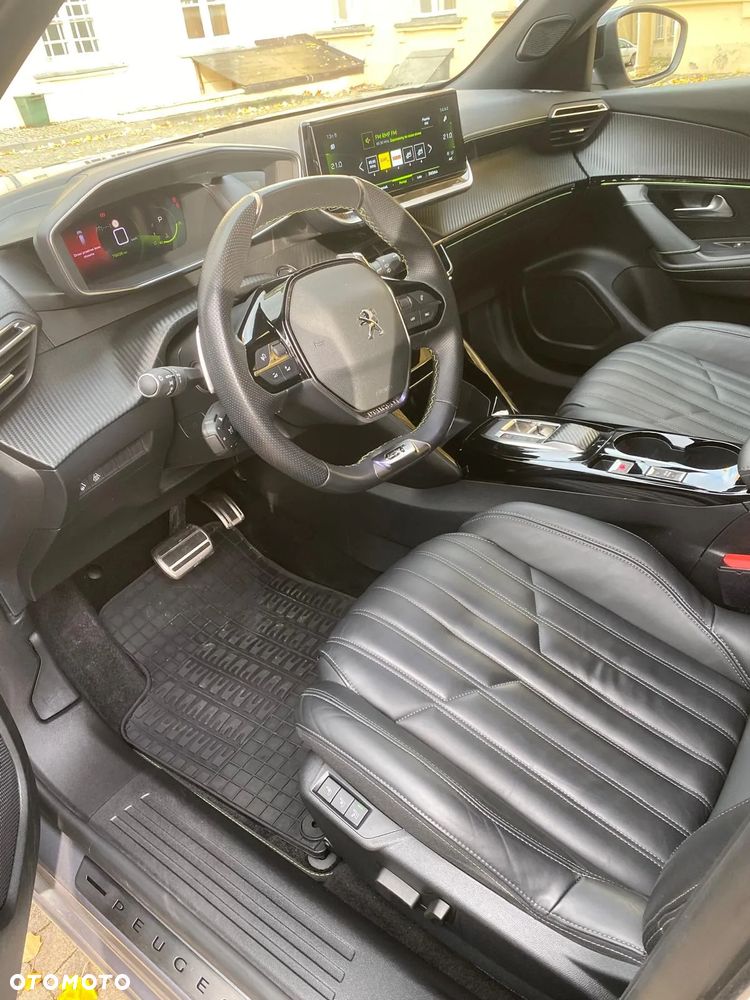 Peugeot 2008 1.2 PureTech GT Line S&S EAT8 - 18