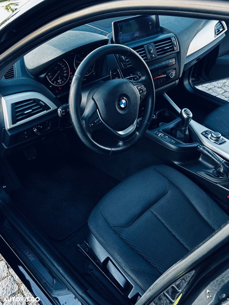 BMW Seria 1 120d Sport Line - 7