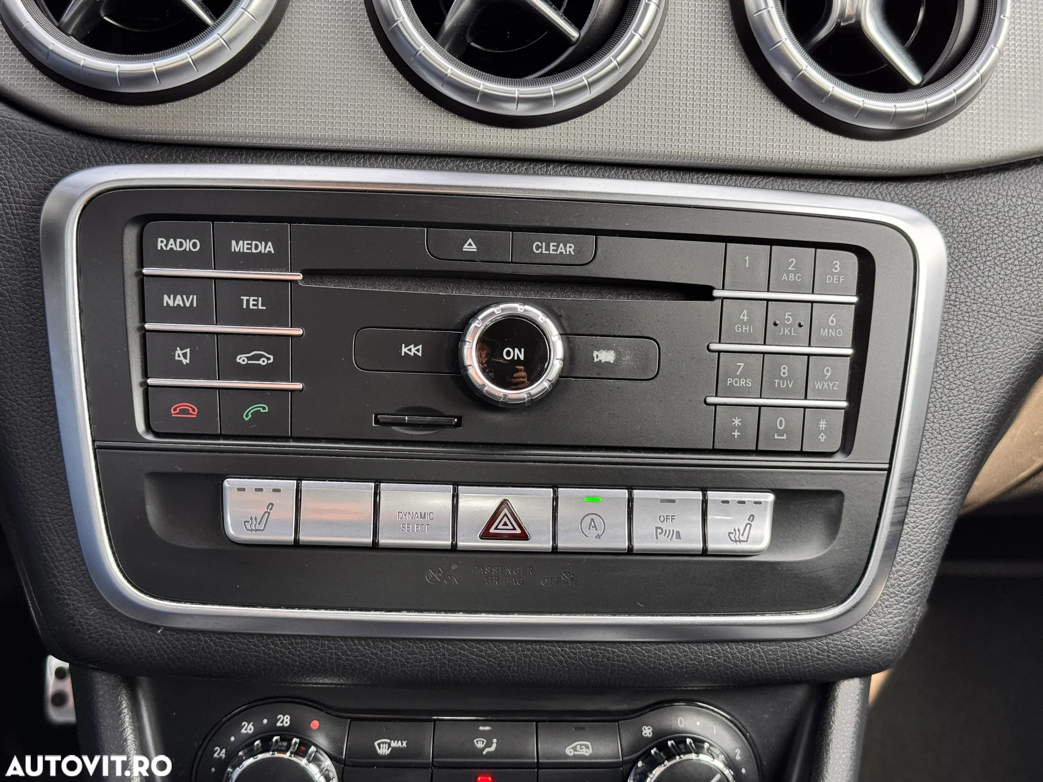 Mercedes-Benz CLA - 21