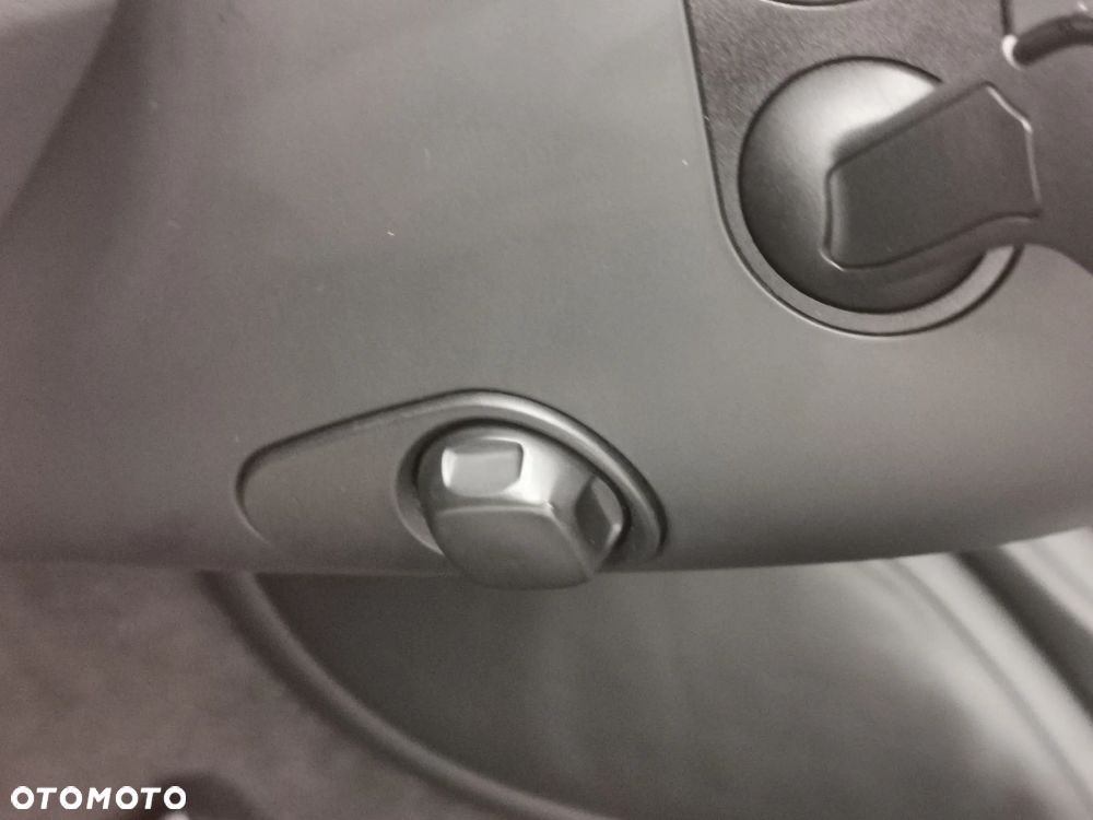 Audi A8 4.2 TDI L Quattro - 34