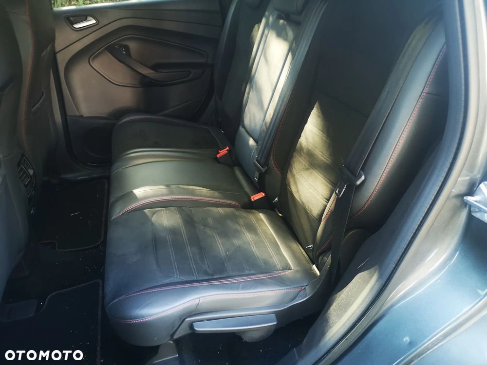 Ford Kuga - 11