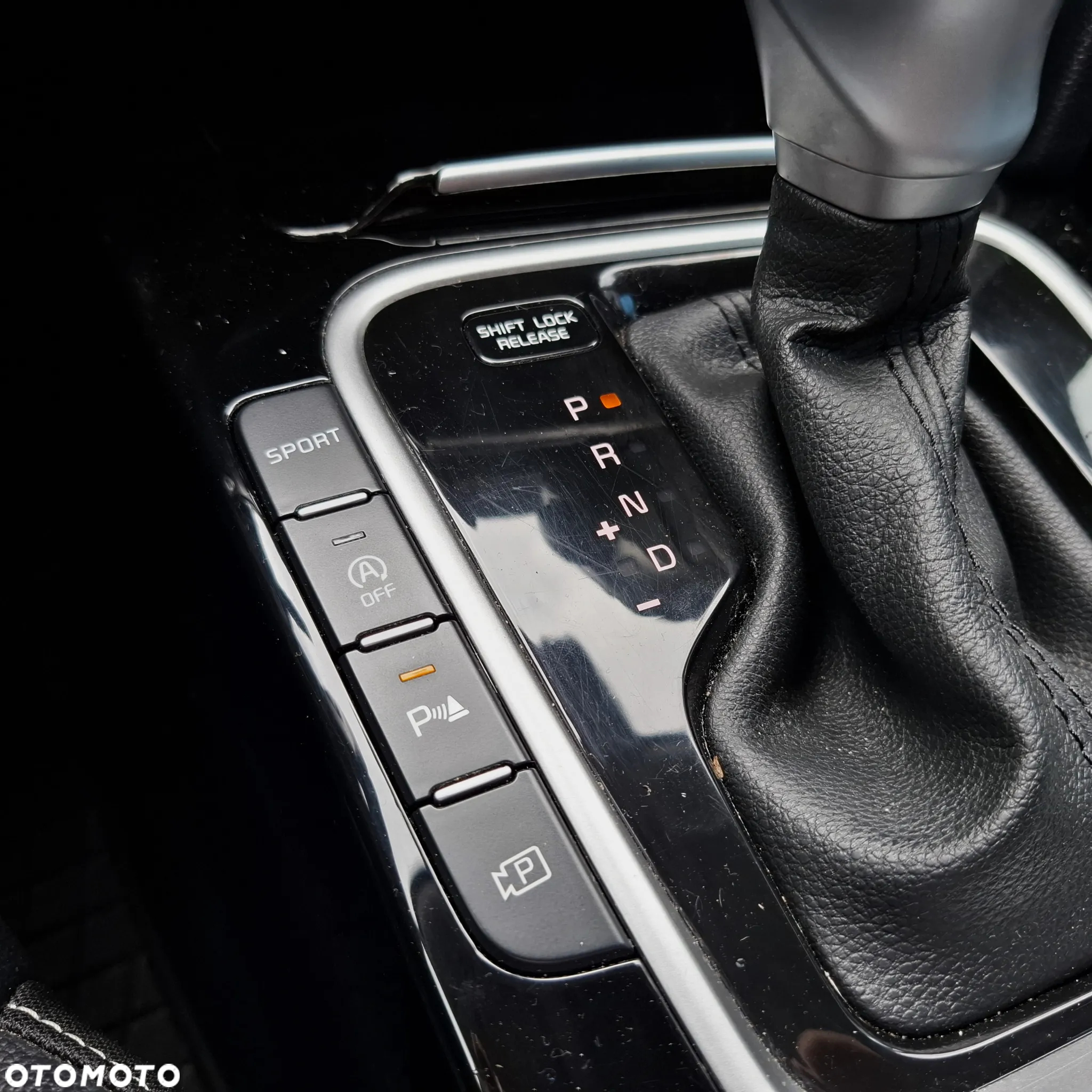 Kia XCeed 1.5 T-GDI Business Line DCT - 24