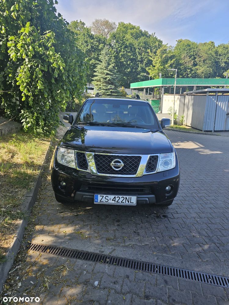 Nissan Pathfinder 2.5 D LE EU5 - 3