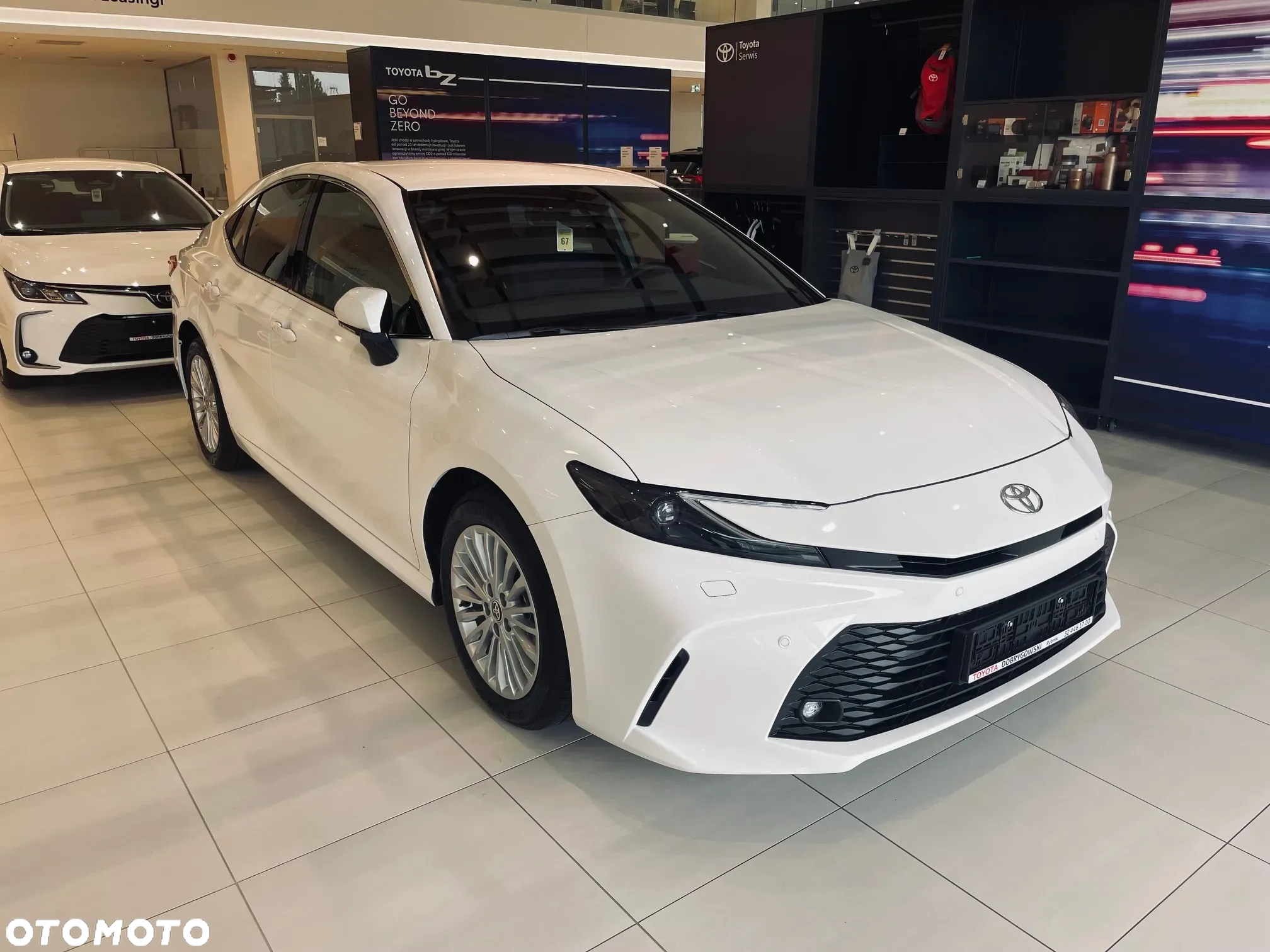 Toyota Camry - 5