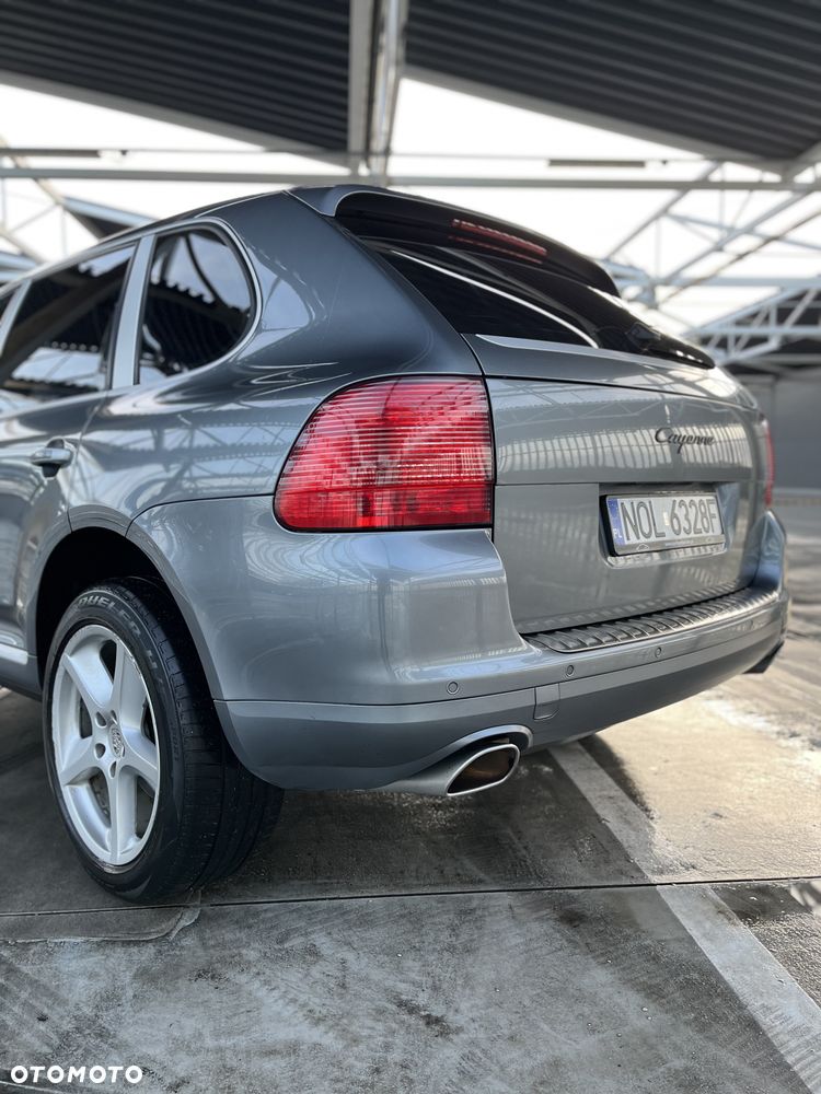 Porsche Cayenne - 13