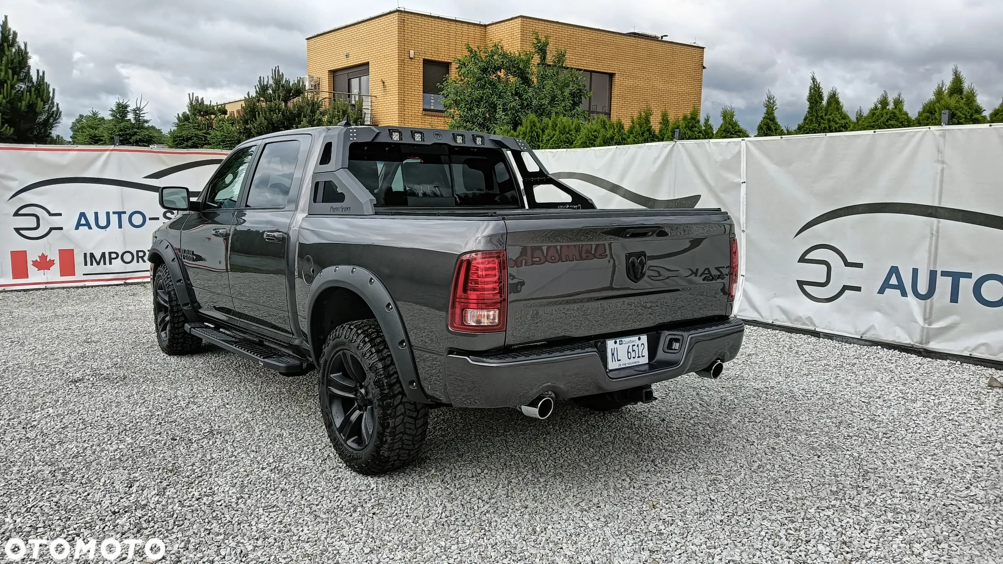 Dodge RAM 1500 5.7 4x4 - 8