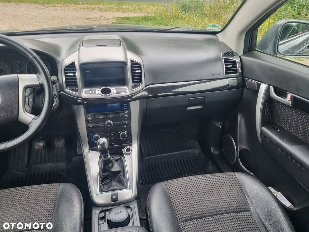 Chevrolet Captiva 2.4 2WD LT - 17