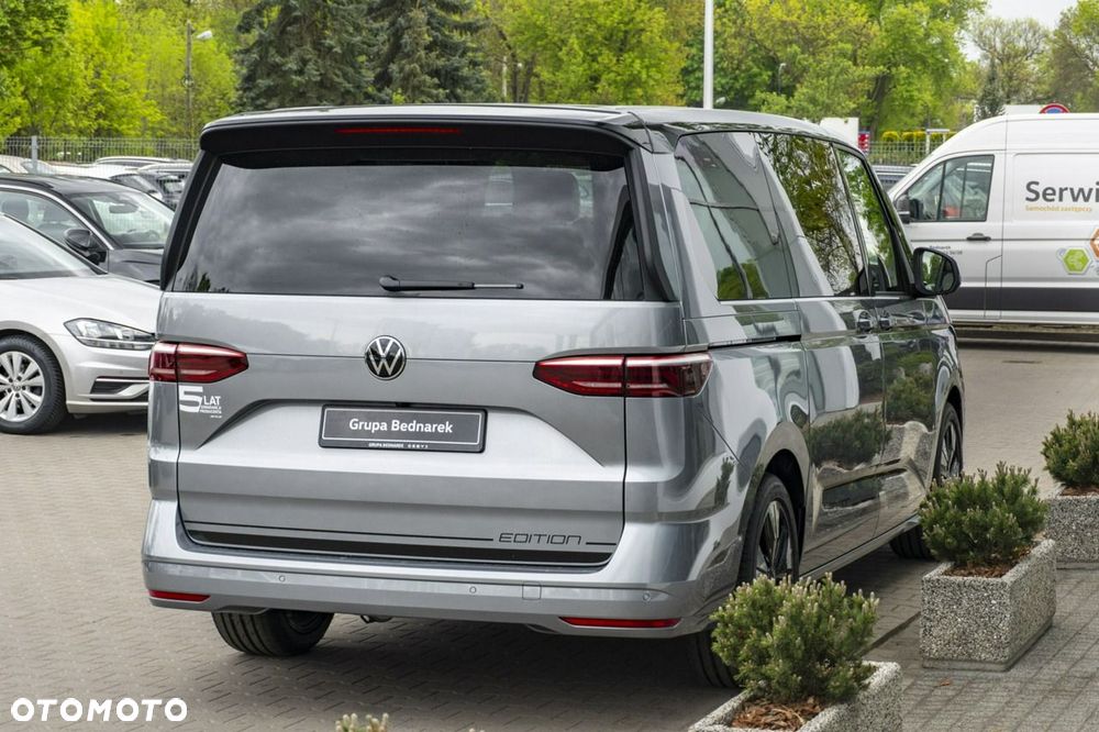 Volkswagen Multivan - 11