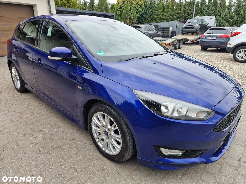 Ford Focus 1.0 EcoBoost Start-Stopp-System ST-LINE STYLE - 11