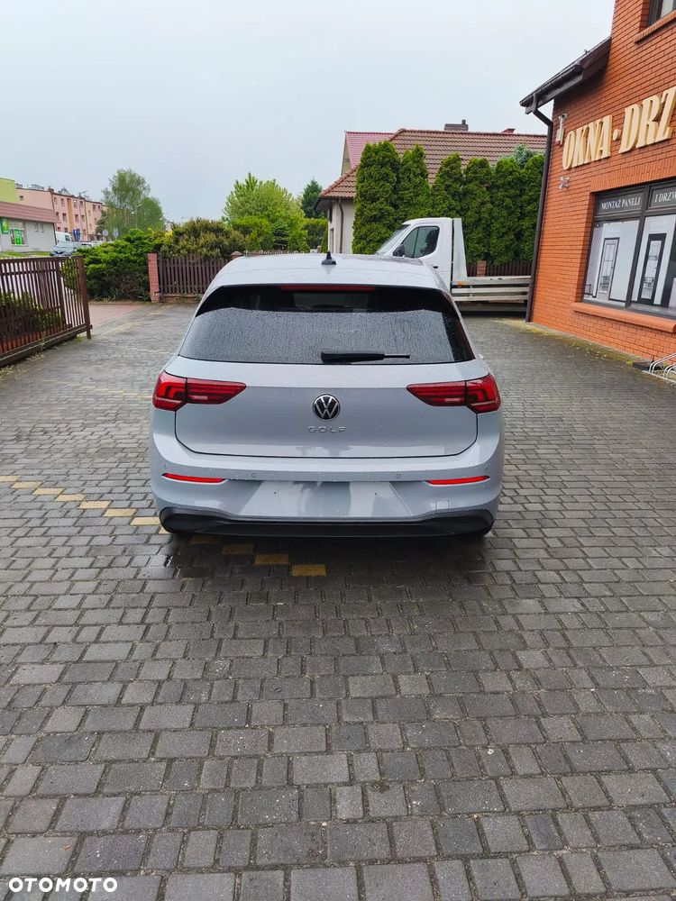 Volkswagen Golf - 5