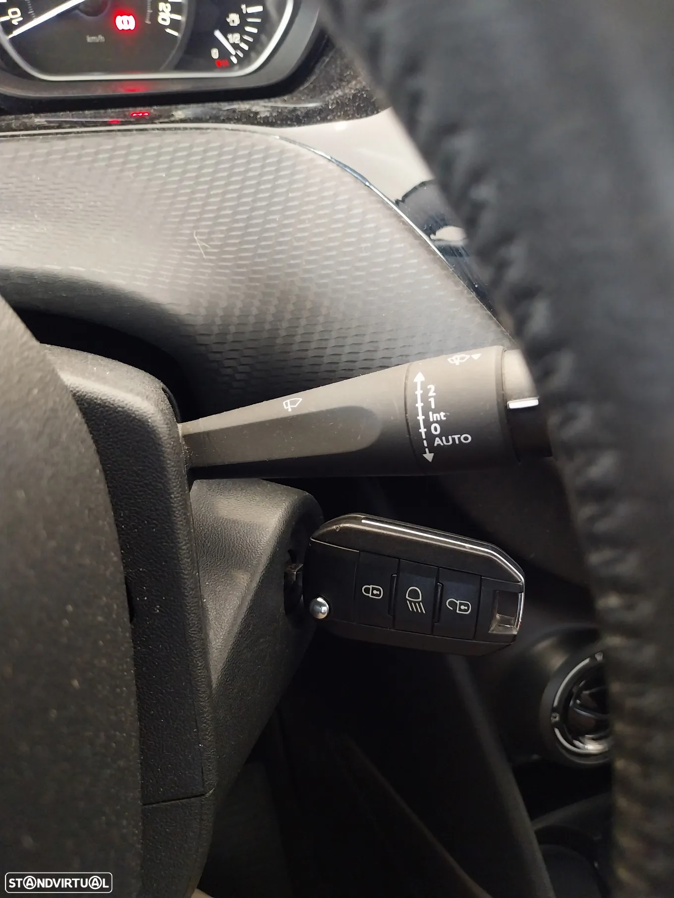 Peugeot 2008 1.6 BlueHDi Style - 22