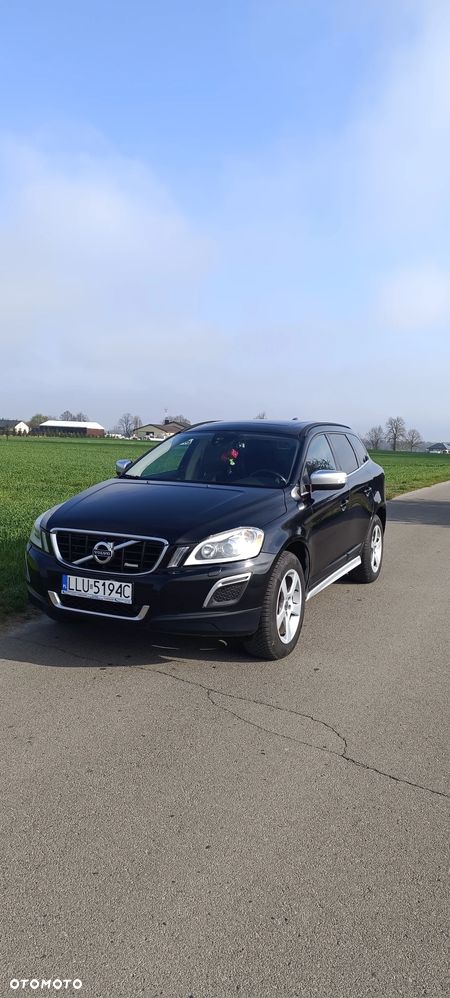 Volvo XC 60 D3 Drive-E R-Design Momentum - 1