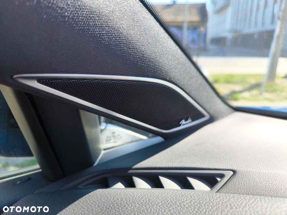 Volkswagen Golf GTI (BlueMotion Technology) DSG Performance - 32