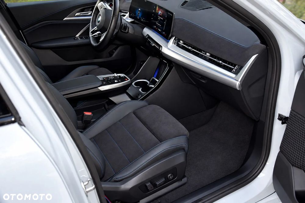 BMW X2 - 28