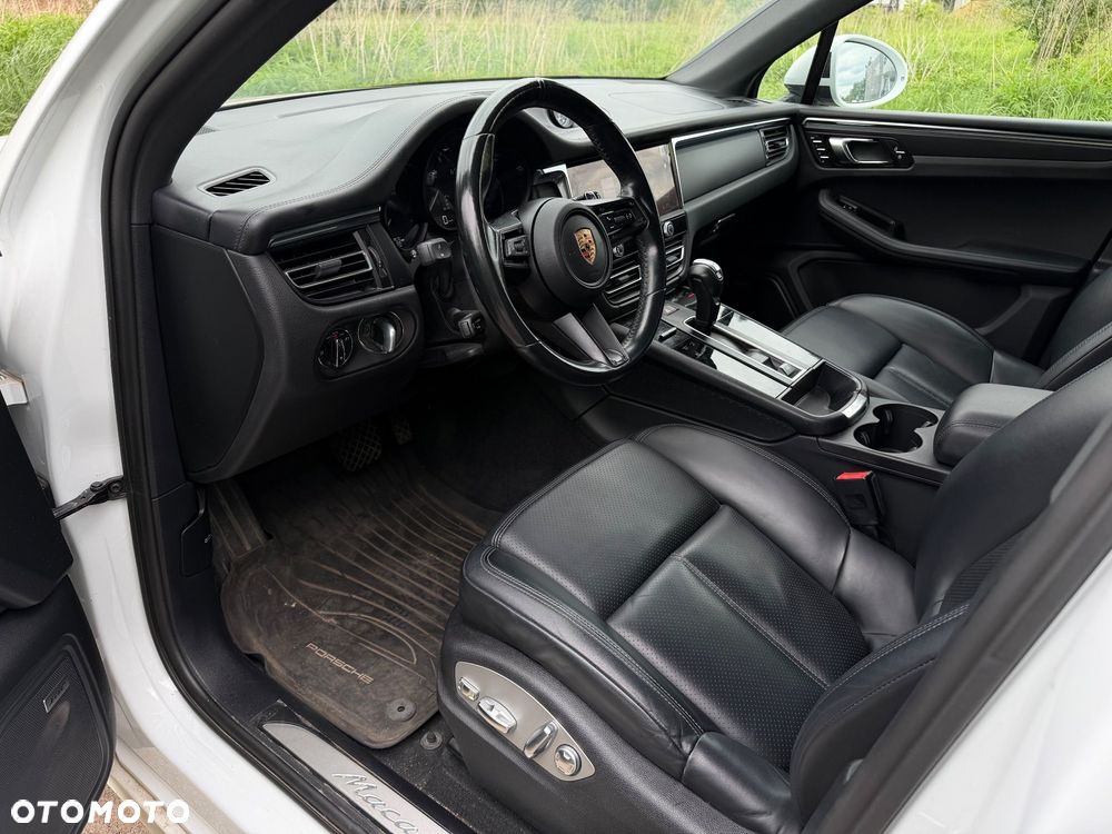 Porsche Macan Standard - 8