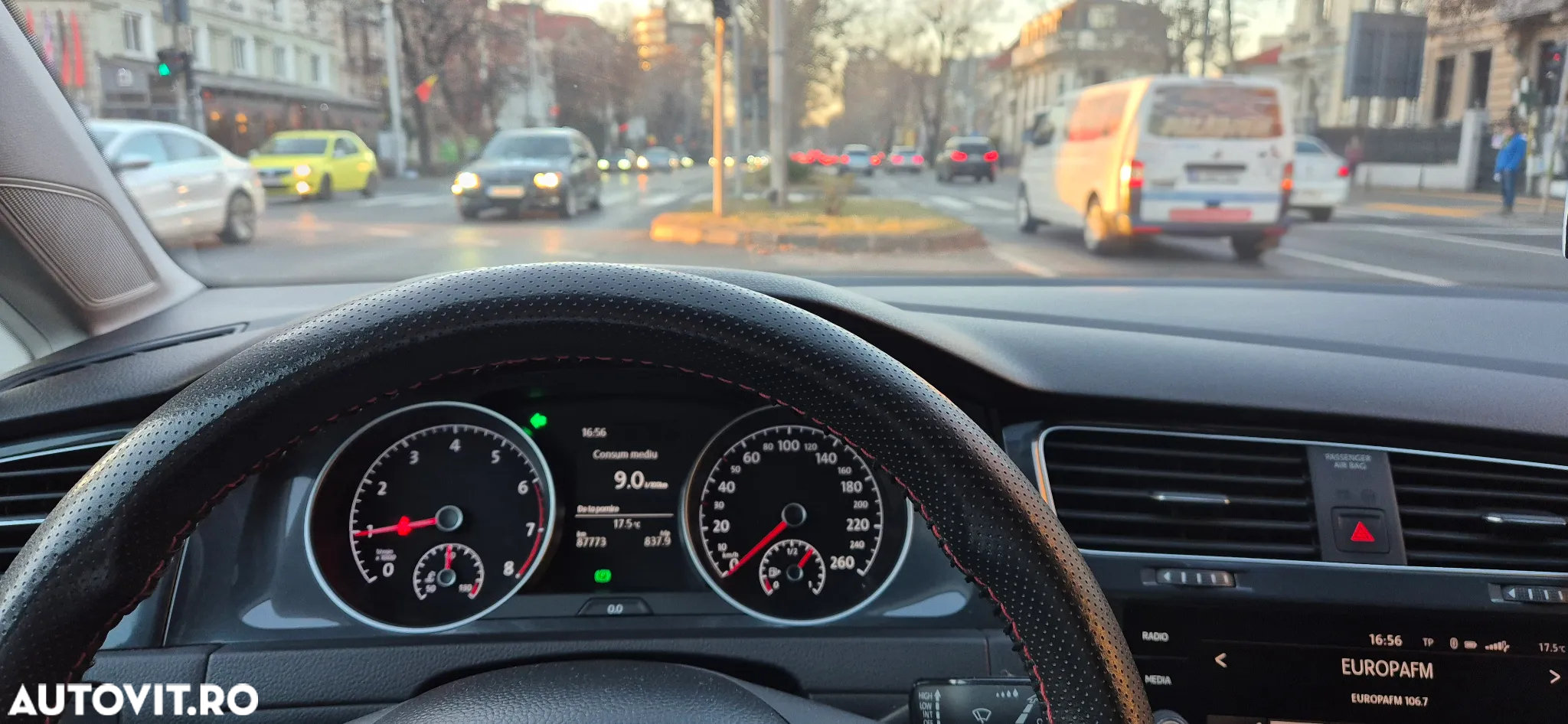 Volkswagen Golf 1.0 TSI Trendline - 8