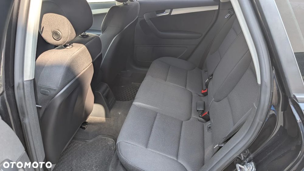 Audi A3 Sportback 2.0 TDI DPF Ambiente - 10