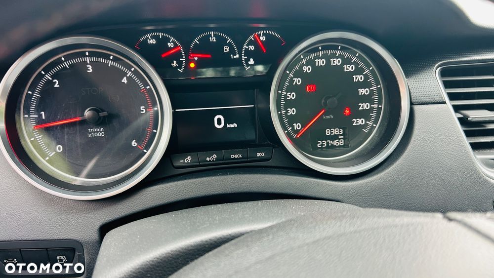 Peugeot 508 HDi FAP 140 Allure - 17