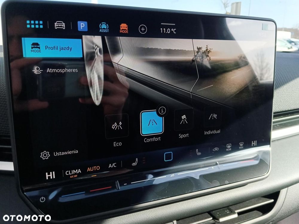 Volkswagen T-Roc - 12