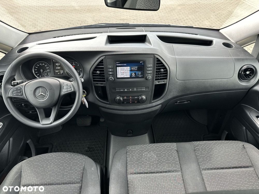 Mercedes-Benz Vito Tourer - 17