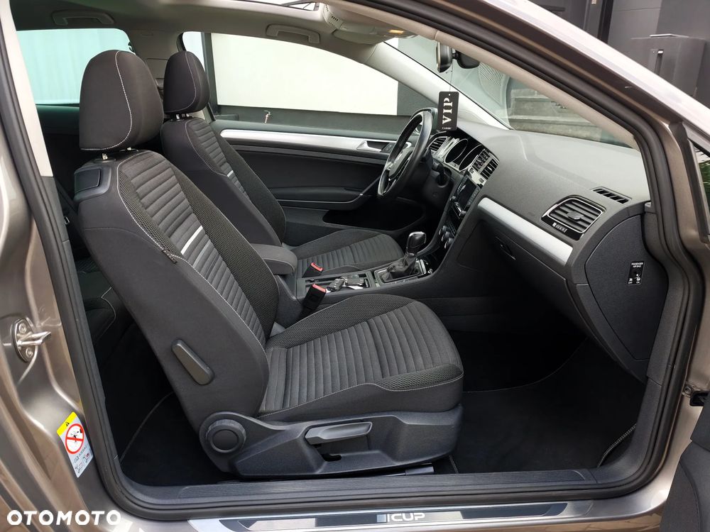 Volkswagen Golf 1.4 TSI BlueMotion Technology DSG Cup - 11