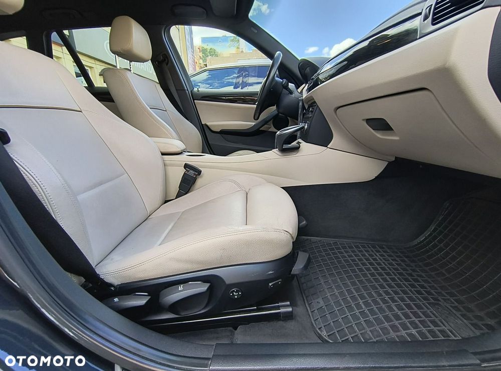 BMW X1 xDrive20d - 18