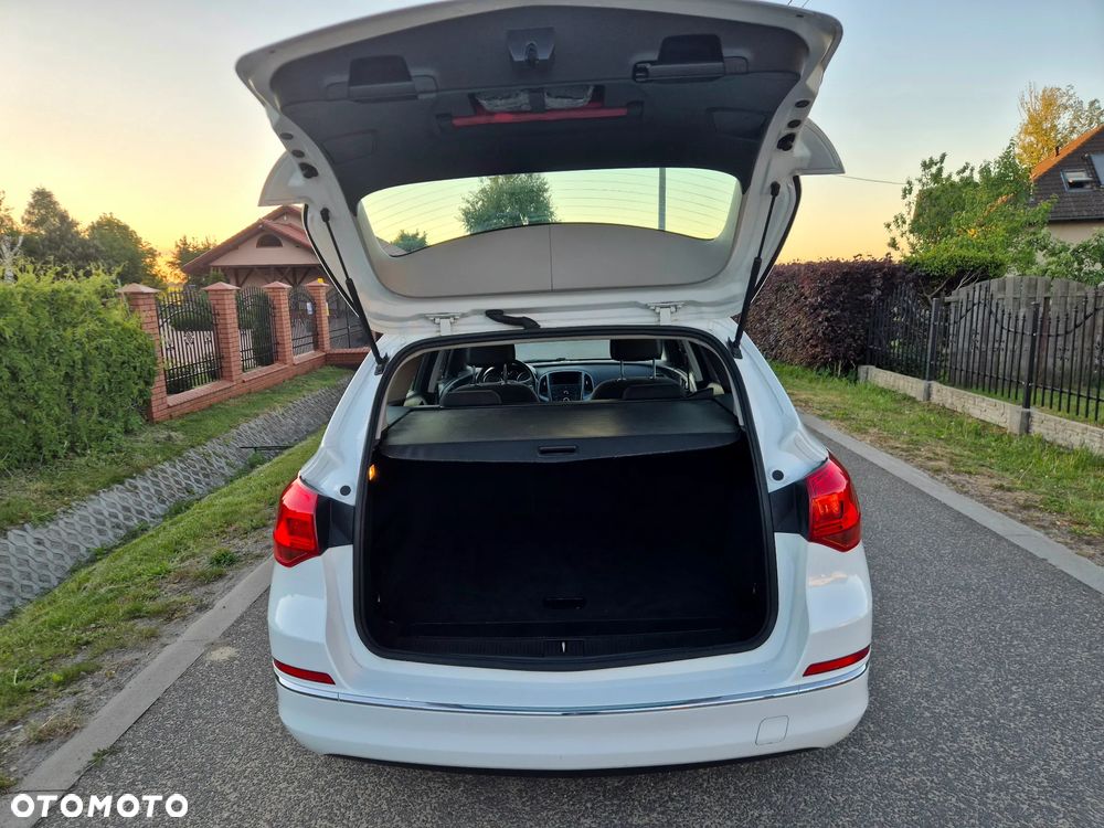 Opel Astra 1.6 Style - 16