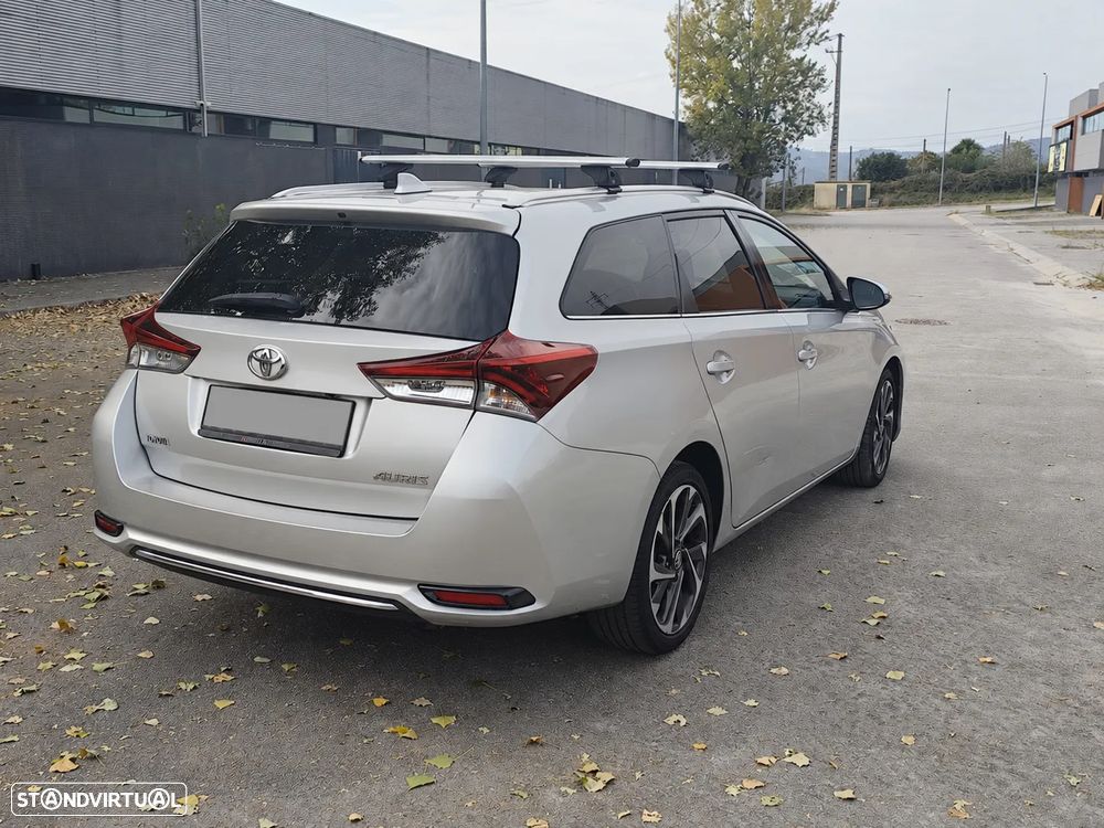Toyota Auris Touring Sports 1.4 D-4D Comfort+Pack Sport - 4