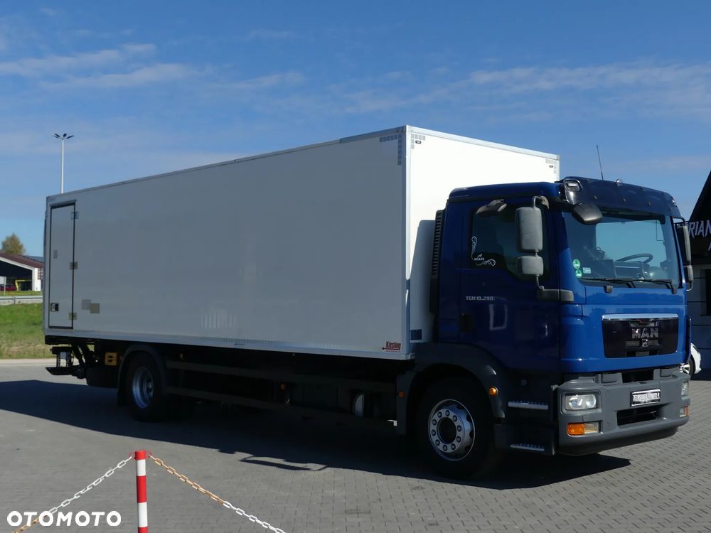 MAN TGM 18.290 / CHŁODNIA + WINDA / AUTOMAT / - 12