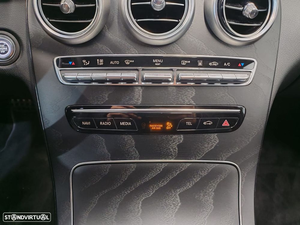 Mercedes-Benz C 300 - 22